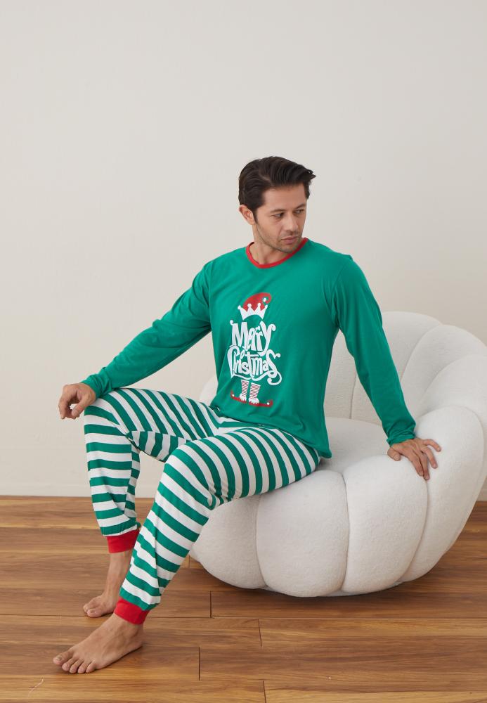 Pijama barbati Craciun "Merry Chistmas" , maneca lunga ,pantaloni lungi,Culoare Verde ,Engros